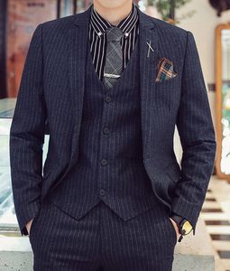 Excellent Blue Stripe Groom Tuxedos Notch Lapel Groomsman Wedding 3Piece Suit Populaire Hommes Business Prom Jacket Blazer (Veste + Pantalon + Cravate + Gilet)