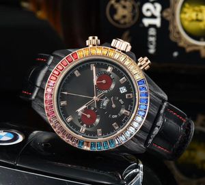 Cher concepteur de haute qualité diamant trois yeux six aiguilles montre à quartz calendrier montre mode beaux hommes d'affaires fabricants de montres ventes directes