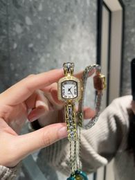 Reloj caro para mujer Reloj de diseño Relojes de alta calidad Reloj cuadrado de 21 mm Relojes de lujo Hombres Correa de reloj de acero con cristal de zafiro Reloj de diamante luminoso para buceo 156