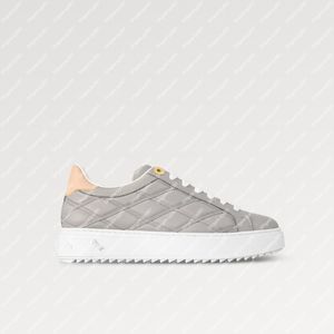 Explosion NEW Femme 1ACJ2H Time Out Sneaker sneaker en cuir d'agneau souple Malletage à motif entrecroisé oeillets dorés classiques Caoutchouc profilé gris clair