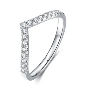 Explosieve mode persoonlijkheid Tide v Moissanite Diamond Ring S925 Silvertate 14K Gold Light Luxury Ring Vrouw