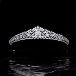 Prachtige Kristallen Bruiloft Klassieke Tiara's Haarbanden Bruidshoofddeksels Bruid Sieraden Prinses Koningin Kronen Dames Galafeest Haaraccessoires Hoofdband AL9976