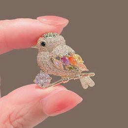 Prachtige delicate vrouwen meisjes vogel vol kristal broches pins mode elegante glanzende dier badges sieraden voor dame