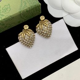 Designer exquis des marges d'oreille de goujon en cristal ramines en boucles d'oreilles fraises 925 aiguilles argentées