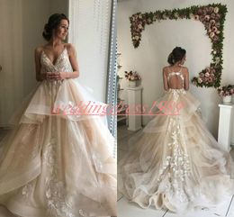 Exquisite Hollow Champagne Plus Size Trouwjurken Sexy Bandjes Kant goedkope Arabische Trein Vestido de Novia Custom Formal Bridal Town Bruid