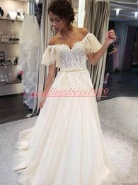 Exquisite Kant afgedekte land Trouwjurken Off Shoulder Spring Plus Size Arabische Dubai Bruids Baljurk Robe de Mariée Bruid Jurk