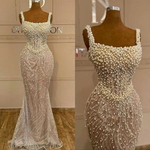 Robes de bal sirène exquises sans manches encolure carrée perles appliques dentelle perlée balayage train robes de soirée de célébrité, plus la taille sur mesure