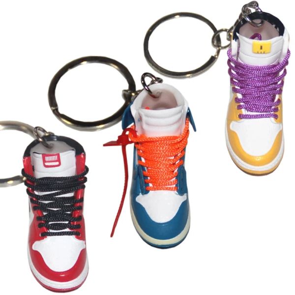 Porte-clés de baskets exquis, cadeau personnalisé, Mini chaussures de sport 3D, modèle de Fans de basket-ball, Souvenir de téléphone, pendentif de mode