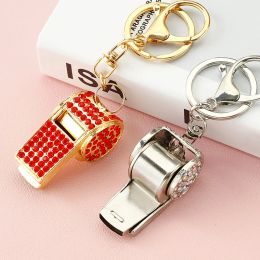 Porte-clés sifflet exquis en métal créatif, porte-clés de voiture, pendentif de sac, bijoux suspendus