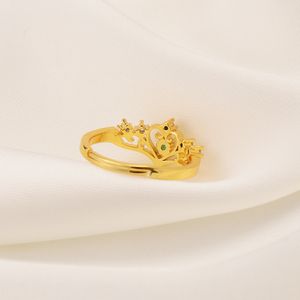 Anillo de diamante de corazón exquisito de las mujeres con piedras laterales 9k amarillo fino fino sólido 18ct tailandés baht g / f oro blanco turquesa verde cúbica circonia