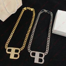 Exquisite vakmanschap vintage flash diamant oversized letter dikke ketting Cubaanse ketting, mannen en vrouwen hiphop trend high sense, feest, geschenken