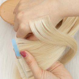 Extensions # 60 Ruban invisible blonde en platine en extensions ruban d'injection de cheveux humaine dans les extensions de cheveux Pu Waft Ruban sur les poils 10pcs / pack