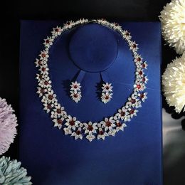 Ensemble de fleurs rouges de luxe extravagant, collier, boucles d'oreilles, bal, bijoux haut de gamme, cadeau du secteur des célébrités, scintillant, per210M
