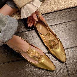 Extrêmement belle ~ Chaussures Mary Jane pointues de style design pour femmes au printemps 2024, chaussure simple à semelle plate, petite sangle à boucle en forme de T en cuir 240220