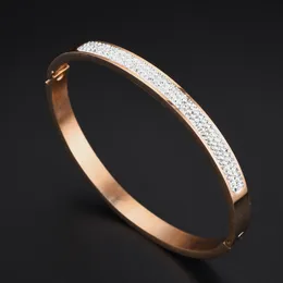 Extrêmement simple Bracelet en or foret de surface lisse et bracelet féminin Europe Europe et les bracelets en or de sable populaires des États-Unis