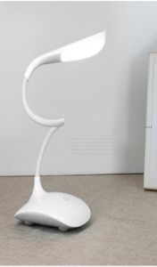 Oogzorg studie geschenklamp opvouwbare creatieve aanraking het lichte bureau kleine nachtlamp slaapkamer led-lamp7150677