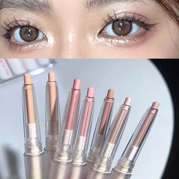 Oogschaduw Diamond Eyes Pencil Glanzende Glitter Oogschaduw Pen Eyeliner Parelmoer Matte Highlight Fleuren Zijderups Make-up Tool Cosmetica 231017