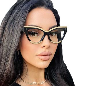 Cadre des lunettes 2022 Nouveau Vintage Patch Cat Eye Oeil Optical Antiblue Guées Fomes Fashion Big Cateye Cadre Capes Femelles Oculos Spectacles X0731