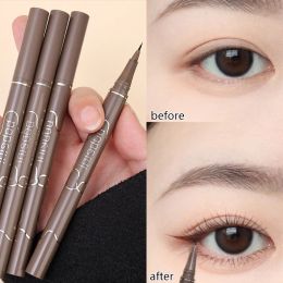 Eyeliner 1 stks ultrafijne kop vloeibare eyeliner pen waterdichte duurzame snel drogende matte zwarte eye liner lagere wimpers oogmake -up cosmetica