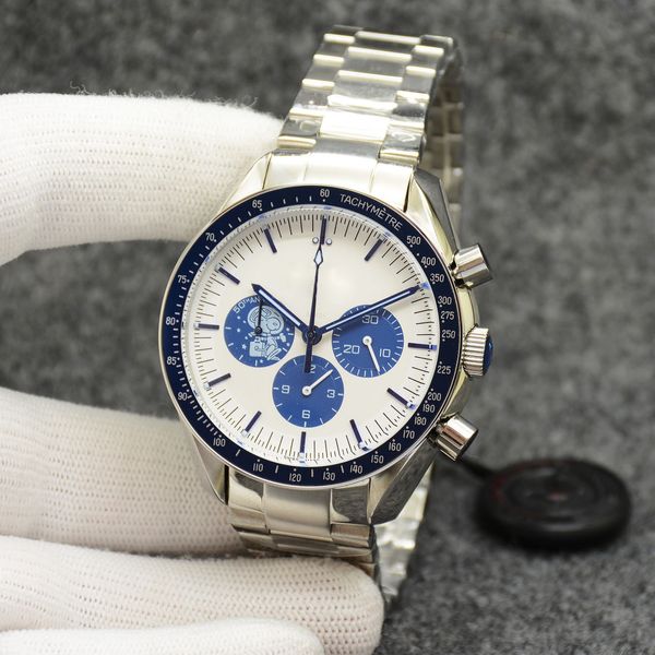 Eyes on the stars Montre Chronographe sport Batterie Limitée Cadran Argent Quartz Montre de Plongée Professionnelle Bracelet Acier Inoxydable Montres Homme Avril 1970