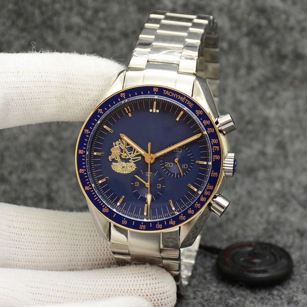 Eyes on the stars Montre Chronographe sport Batterie Limitée Deux Tons Or Cadran Bleu Quartz Montre-Bracelet de Plongée Professionnelle Bracelet en Acier Inoxydable Montres Homme 1970