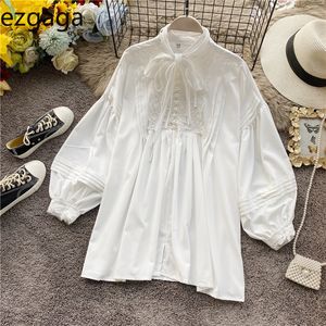 Ezgaga White Shirts Dames Lace Up Button Bowknot Lace Long Lantern Sleeve Pearl Button Losse Zoete Koreaanse Tops Mode Blouse 210430