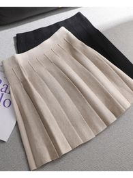 Ezsskj Automne hiver a-ligne épaisse courte PULL Jupe Femmes bonne qualité mignon plissé mini jupe femme élégante jupe en tricot 231228