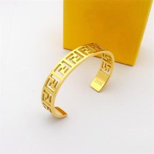 F / F Letters Over the Sky Star Bracelet vrouwelijke lichte luxe klassieke retro messing armband groothandel grensoverschrijdende verkoop