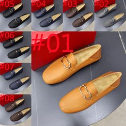 F2/25Model Zwarte strass Men Men Designer Loafers Schoenen Goud Spiked Rivets Formele mannen Casual schoenen Trouwfeest Luxurys Dress Shoes Men Flats Glip op Loafers