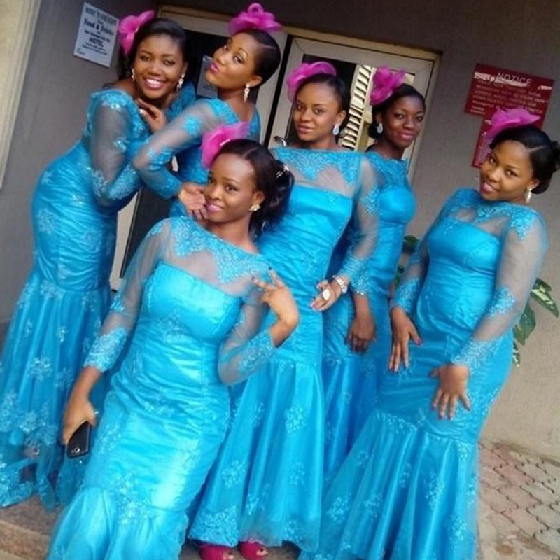 

Gorgeous Long Sleeves Bridesmaid Dresses Mermaid Lace Maid of Honor Gowns Sheer Bateau Neckline Teal Blue Floor Length Formal Wear