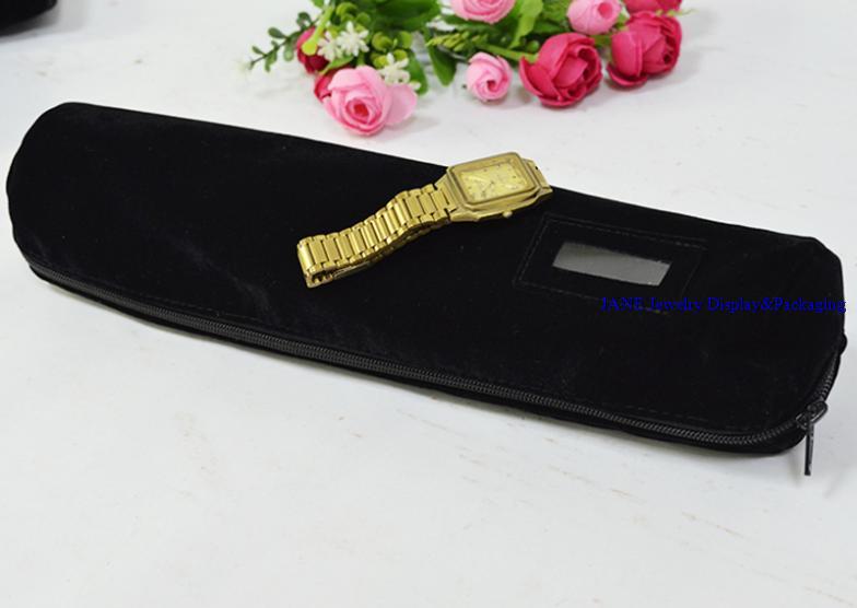

Wholesale-Velvet Zipper Bag With Black Pillow Bar Watch Carrying Cases Bracelet Holder Organizer for Jewelry Travel Roll Bags
