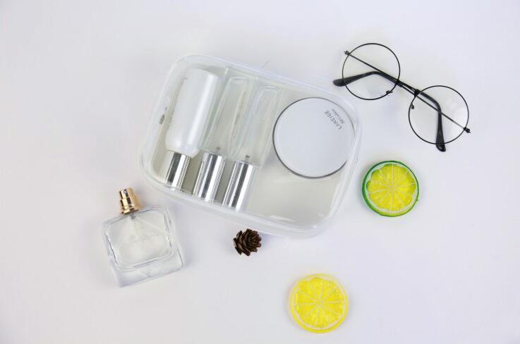

4pcs PVC Transparent Waterproof Multifunctional Cosmetic Bags, Clear