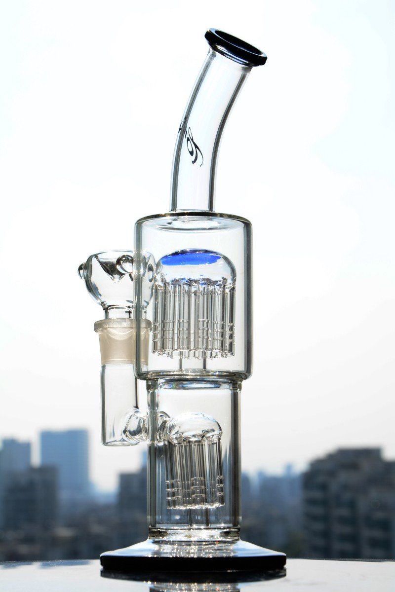 

Heady TORO Arm Tree Perc Bongs Thick Water Pipe with 2 Percs Tree Bongs Recycler Bubbler Oil Rigs Percolator and Cigars