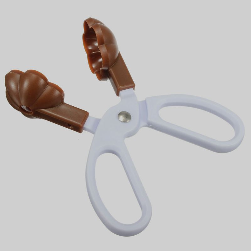 

Cake Ball Forming Tongs Cake Ball Tongs and Molds Clamping Ball Cake Pop Forming Tongs 3 Interchangeable Shapes Heart Star Round