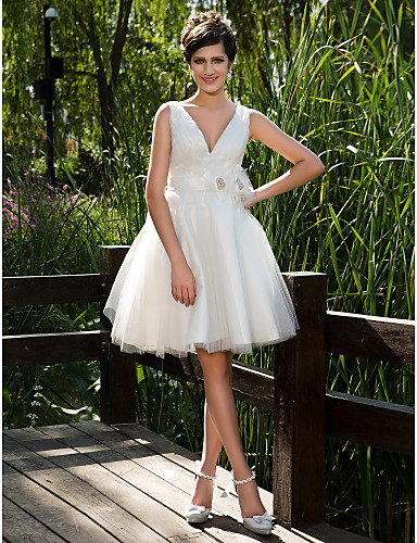 

2016 New Hot Fashion Free Shipping Elegant Ball Gown Ivory Knee-length V-neck Tulle Garden/Outdoor Wedding Dresses 151