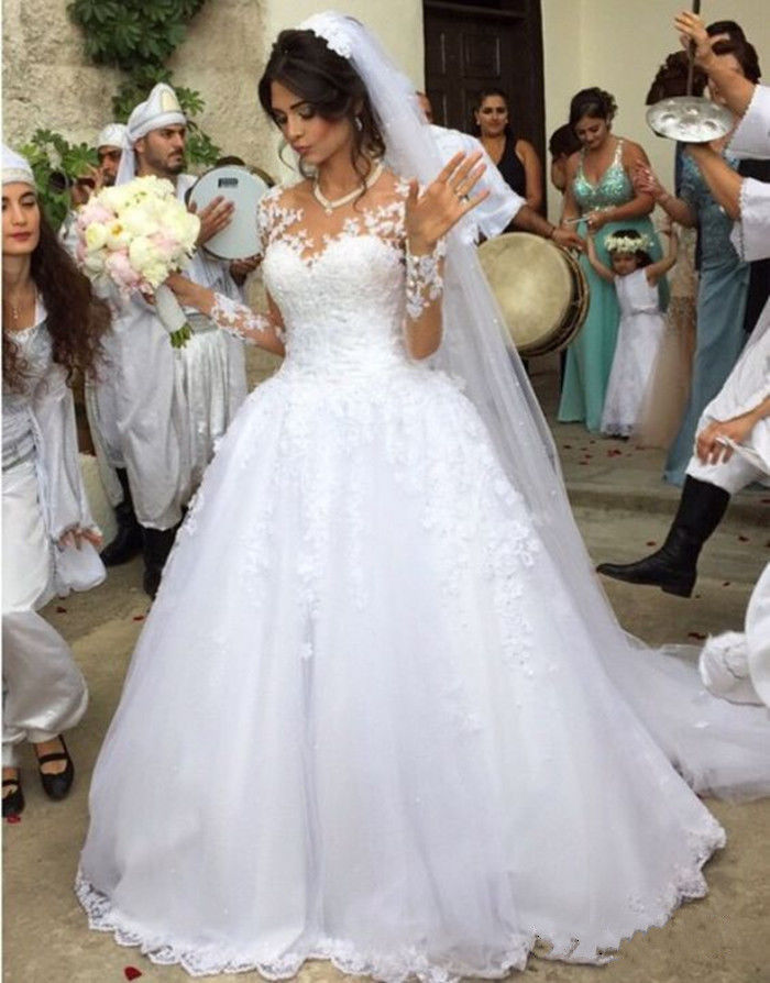 

Vintage White Ball Gown Lace Wedding Dresses Elegant Long Sleeve Wedding Dresses Sheer Neck Bohemian Wedding Dresses 2016 Robe De Mariée