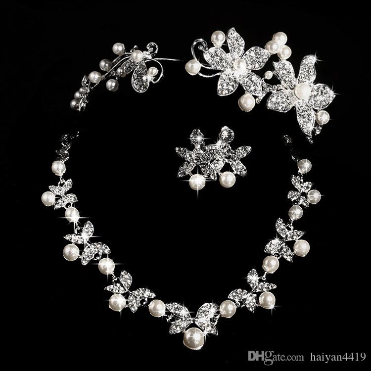 

Hot Styles Cheap Pearl necklace and earring set With Tiaras Silver plated Rhinestones Diamond Designer Wedding Bridal Accessory Jewelry