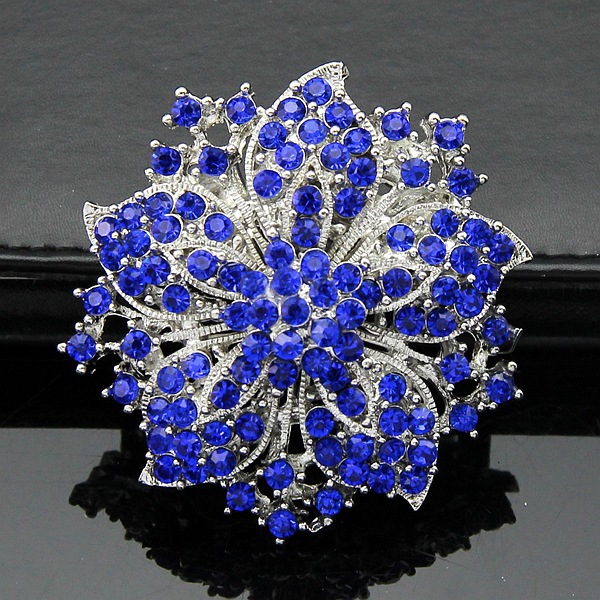 Broches d'argent de première année Vente chaude Nouvelle mode cristal strass fleur bouquet bouquet papillon broche broches en gros expédié gratui