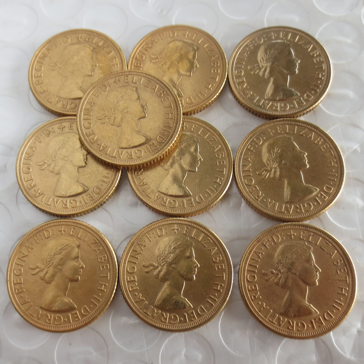 

High Quality FULL SET (1957-1968) 10PCS REGINA FD ELIZABETH II DEI GRATIA GOLD PLATED 1 SOVEREIGN COPY COINS