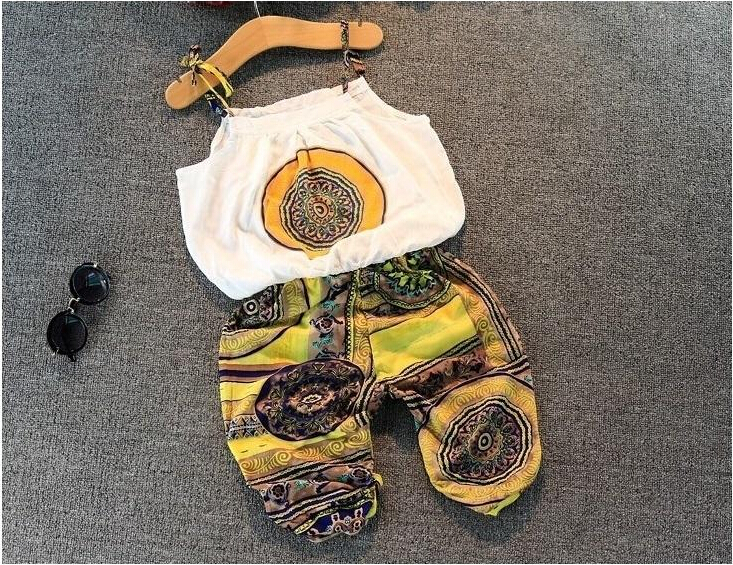 

Kids Clothes Girls Christmas Clothing Sets 2015 New Boho Cotton Shoulder-strapsTop Blouse + Geometrical Pattern Short Girls Outfits, Yellow