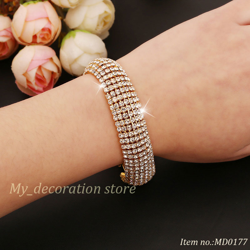 Splendide et élégant vente chaude nouvel or aveugle aveugle bracelet en cristal conçoit pour les filles dans le sac cadeau