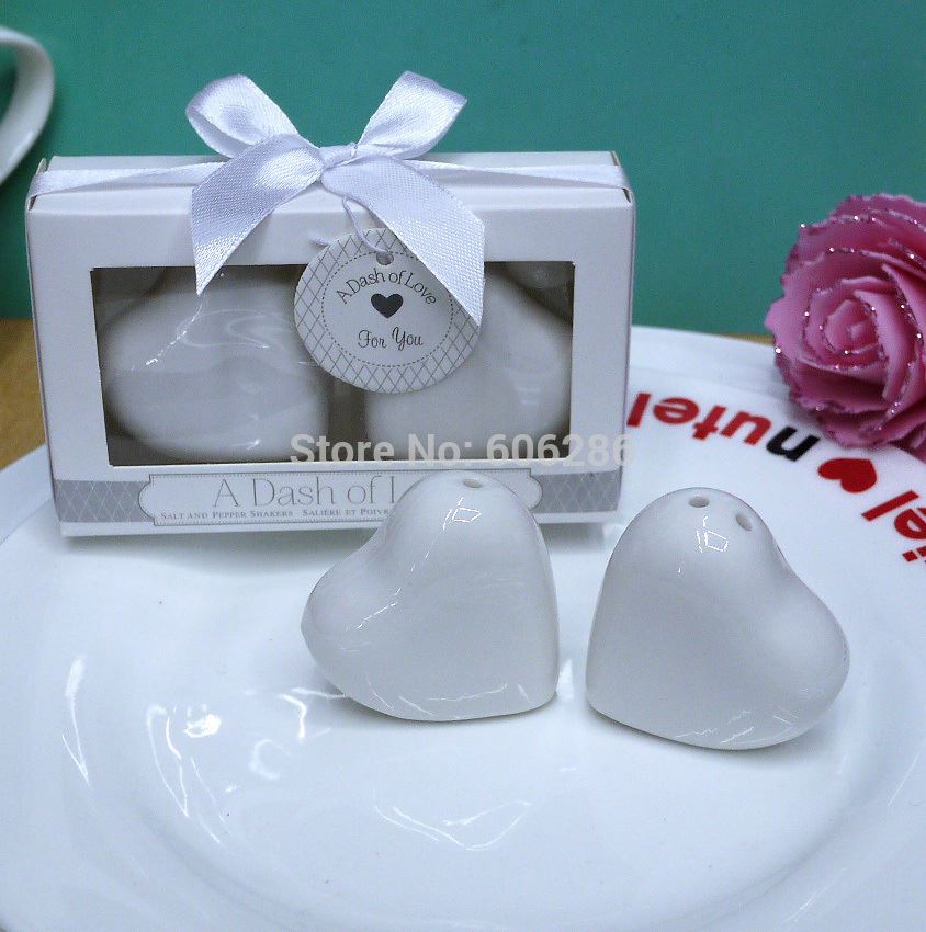 

Wedding Door Gifts and Party Favors A Dash of Love Ceramic Salt and Pepper Shaker 2pcs for 1 set wholesale