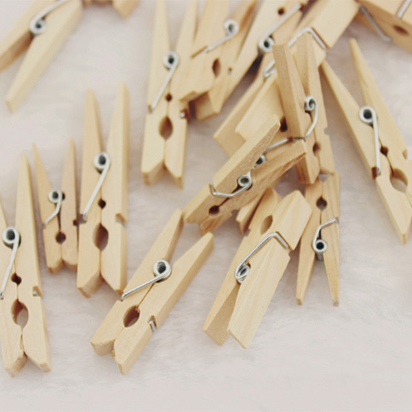 ULTNICE 100pcs Photo Pegs Mini Wooden Craft Pegs Clothes Paper Photo Hanging Spring Clips for Message Cards