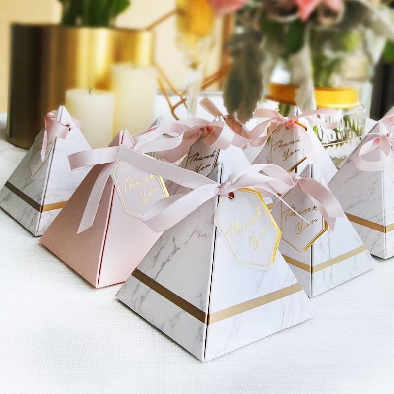 

Pearl paper triangle chocolate box candy boxes favor holders with tag for wedding baby shower party Free shipping 50pcs lot wholesales, Both side colors boxes