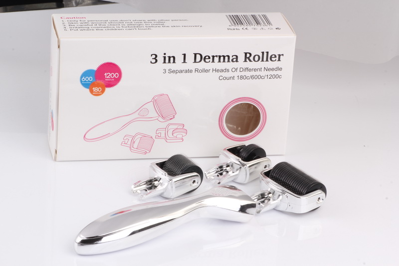 

3 in 1 Derma Roller,3 separate roller heads of different needle count 180c/600c/1200c silver handle black roller head roller scar treatment