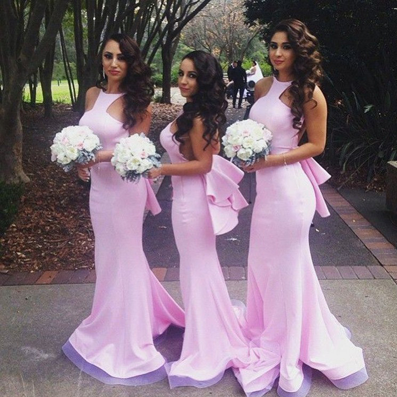

Sexy Bridesmaid Dresses Fitted Mermaid Jewel Neck Halter Backless Light Purple Wedding Party Formal Wear with Ruffles and Sweep Train
