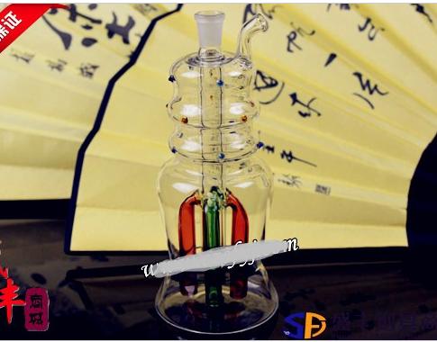 

Free shipping wholesale Hookah - glass Hookah claw [4] in the Queen Alien, color random delivery