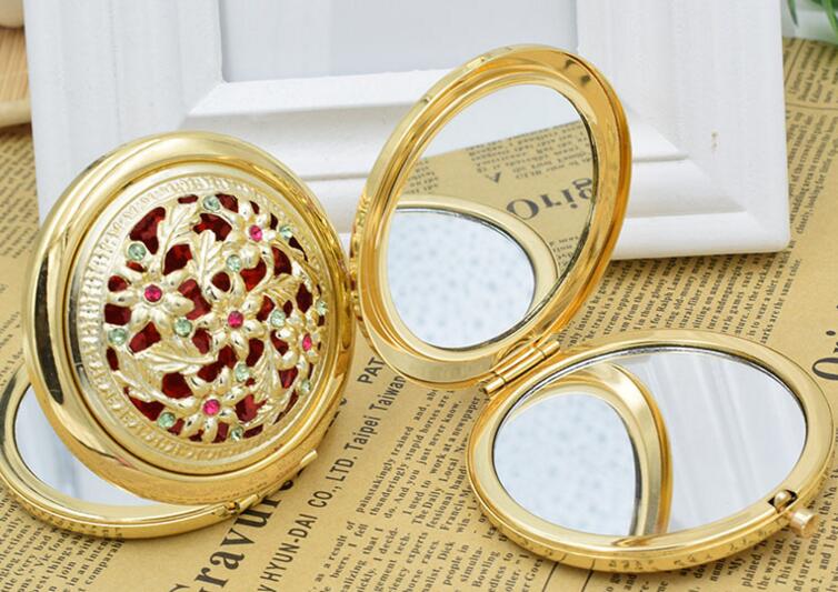 

Chic Retro Vintage Gold Metal Pocket Mirror Compact Cosmetic Retro Mirrors Crystal Studded Portable Makeup Beauty Tools