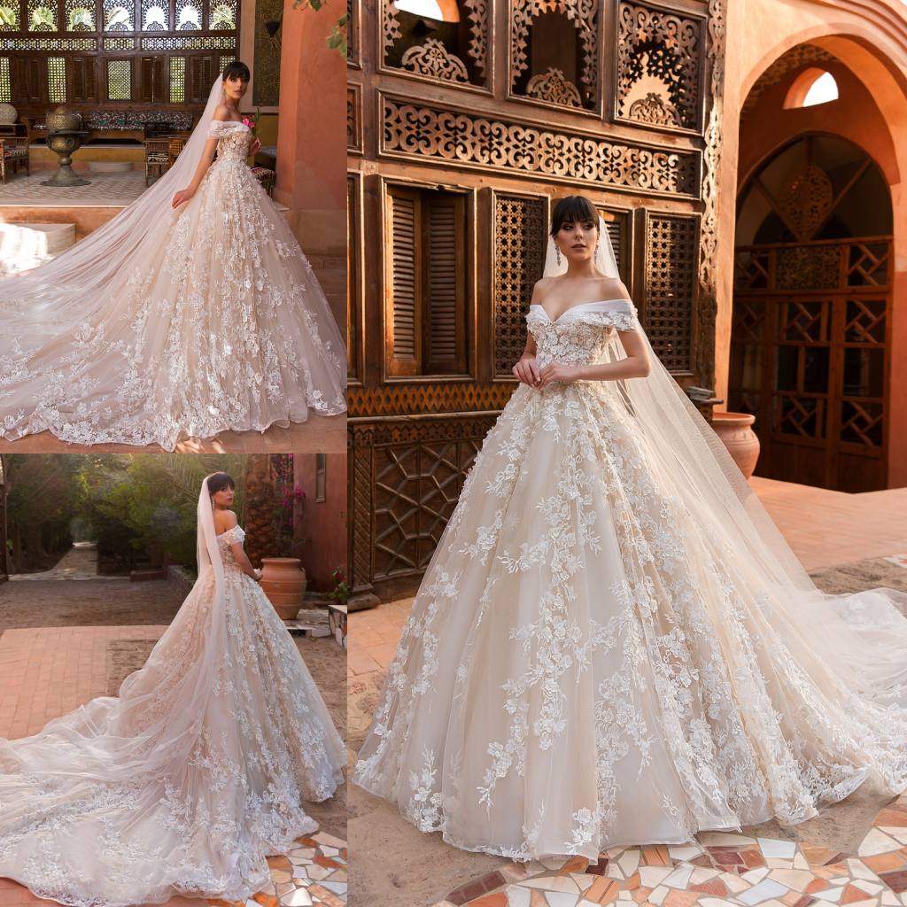 

Lace Wedding Dresses 3D Appliqued A Line Off The Shoulder Bridal Gowns Chapel Tulle Vestido De Novia Plus Size Wedding Dress, Same as image