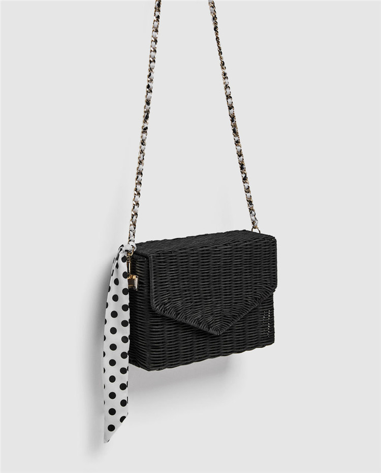 purses in style summer 2019